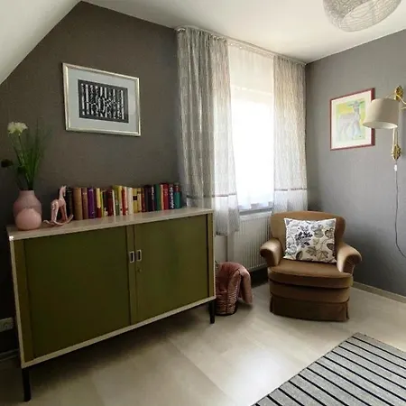 Kunst Und * فارل